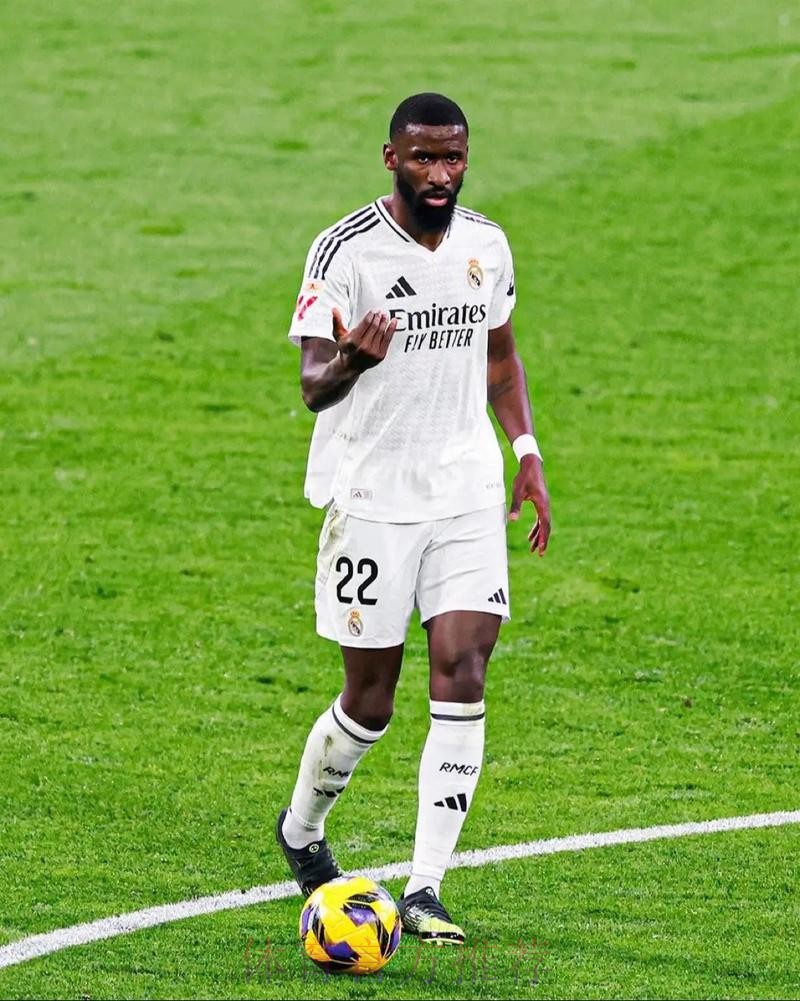 预计吕迪格可出战赫罗纳 阿拉巴明日将接受检查 预计吕迪格可出战赫罗纳 阿拉巴明日将接受检查